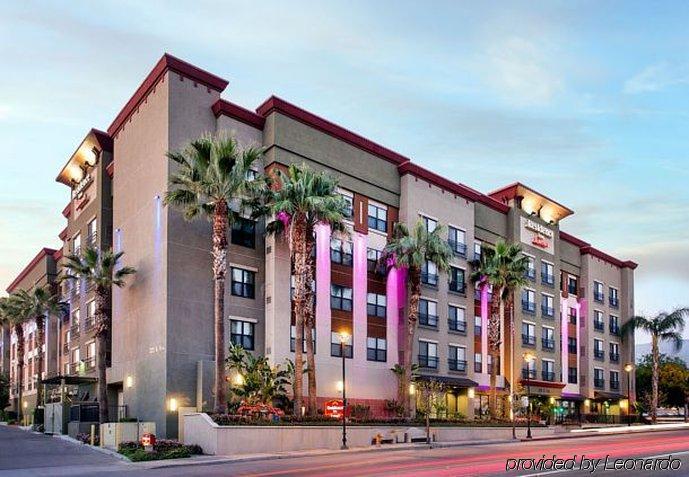 Residence Inn Los Angeles Burbank/Downtown Eksteriør billede